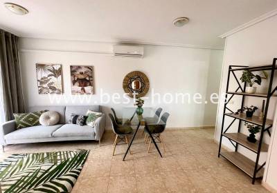 Apartament - Wtórny - Torrevieja - BH1111256