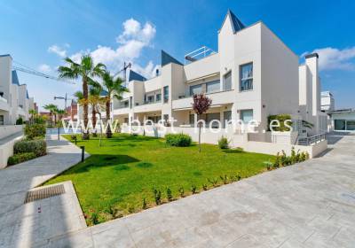 Apartament - Wtórny - Torrevieja - BH1581026 
