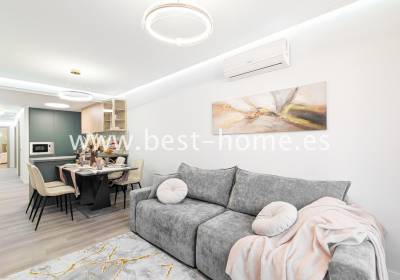 Apartament - Wtórny - Torrevieja - BH907288
