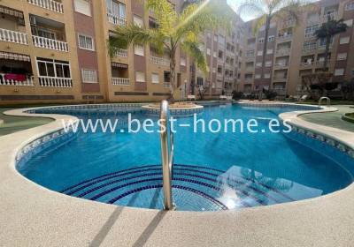 Apartament - Wtórny - Torrevieja - BH931-462