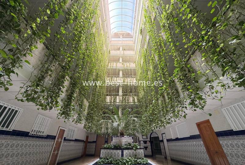 Apartament - Wtórny - Torrevieja - Playa de los Locos