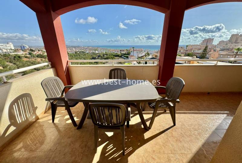 Apartament - Wtórny - Torrevieja - Torrevieja