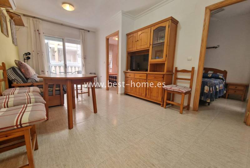 Apartament - Wtórny - Torrevieja - Torrevieja