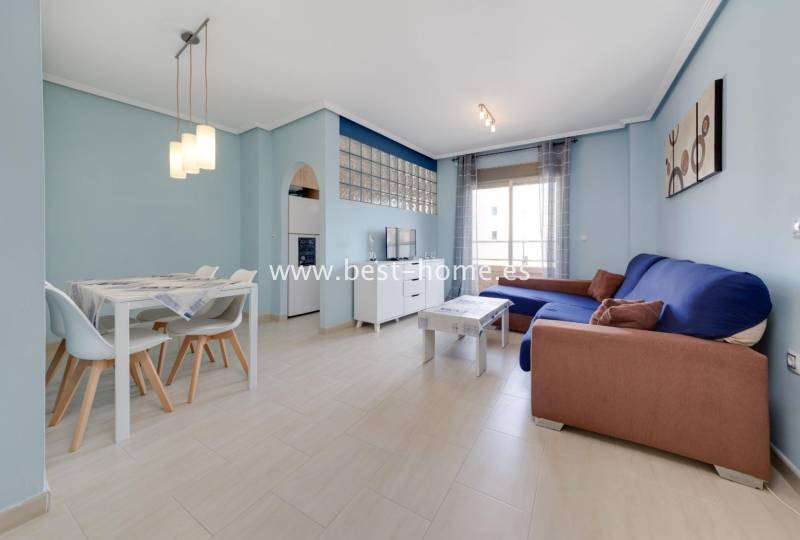 Apartament - Wtórny - Torrevieja - Torrevieja