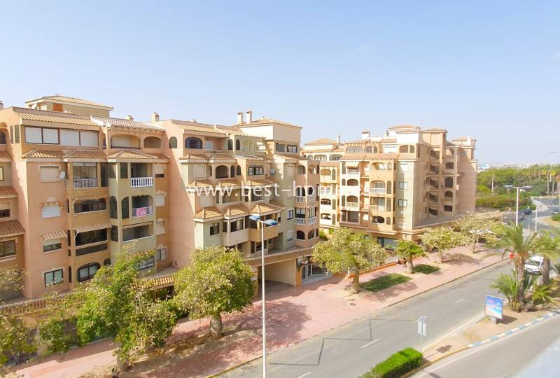 Apartament - Wtórny - Torrevieja - Torrevieja