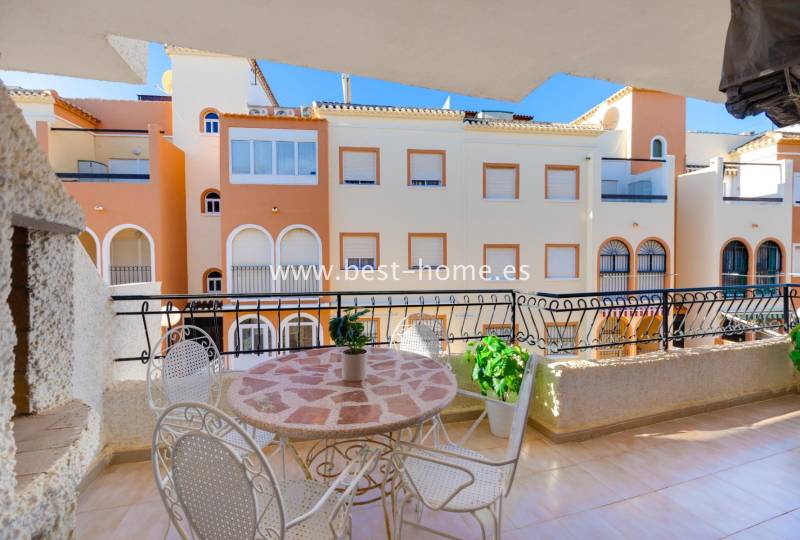 Apartament - Wtórny - Torrevieja - Torrevieja