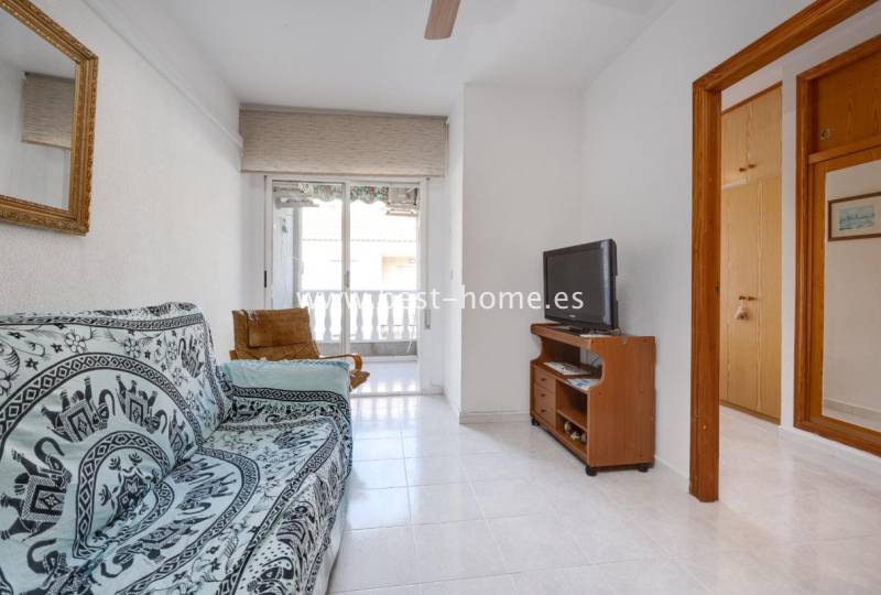 Apartament - Wtórny - Torrevieja - Torrevieja