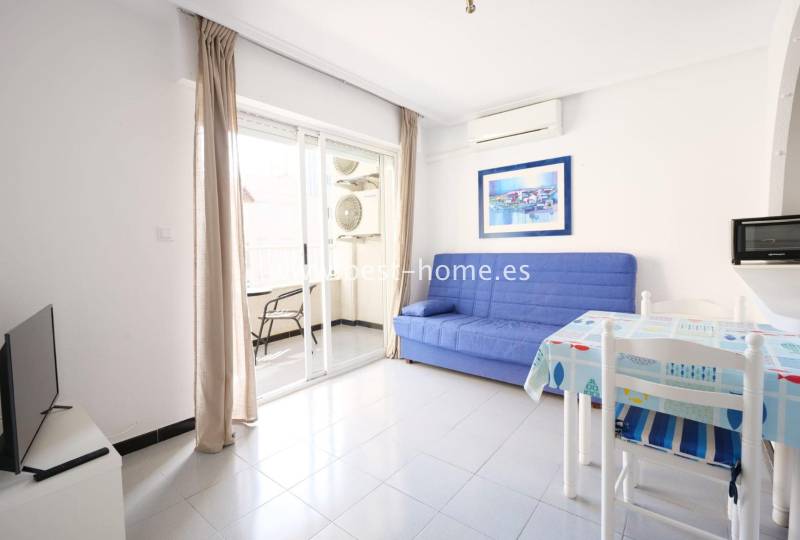 Apartament - Wtórny - Torrevieja - Torrevieja