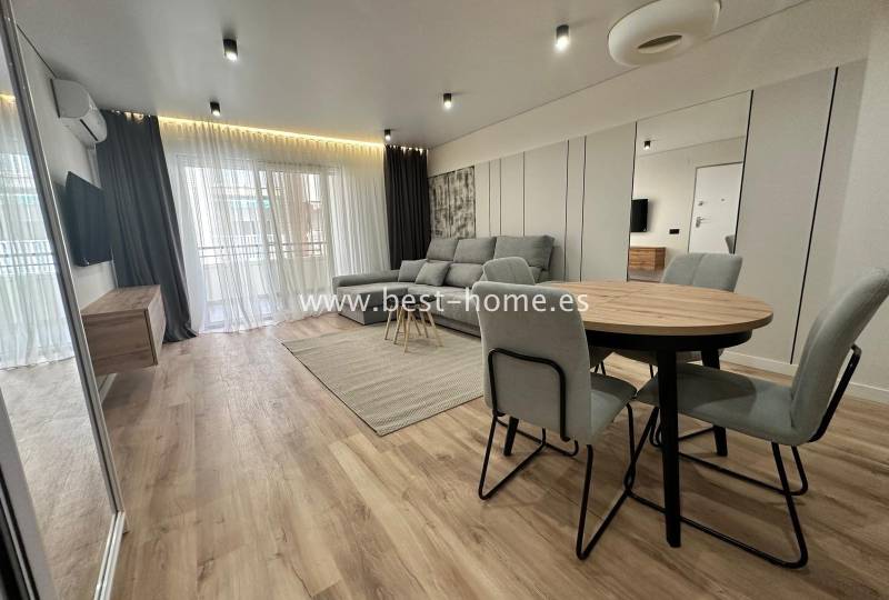 Apartament - Wtórny - Torrevieja - Torrevieja