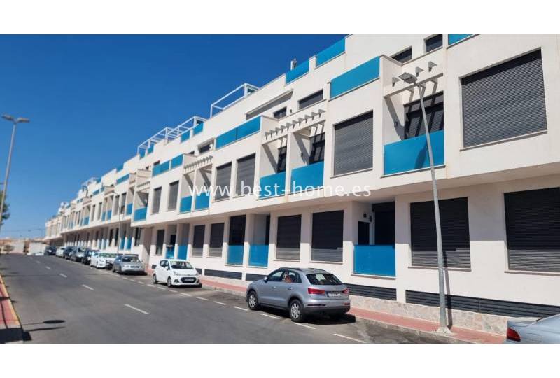 Apartament - Wtórny - Torrevieja - Torrevieja