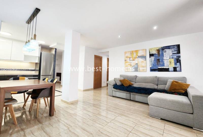 Apartament - Wtórny - Torrevieja - Torrevieja