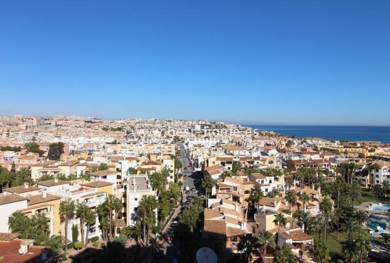 Apartament - Wtórny - Torrevieja - Torrevieja