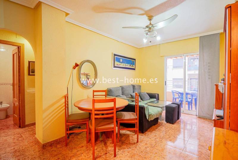 Apartament - Wtórny - Torrevieja - Torrevieja