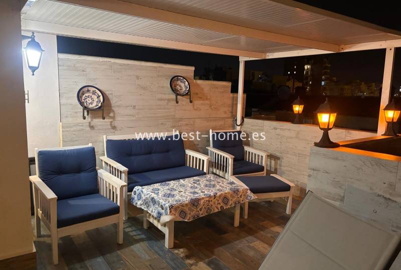 Apartament - Wtórny - Torrevieja - Torrevieja