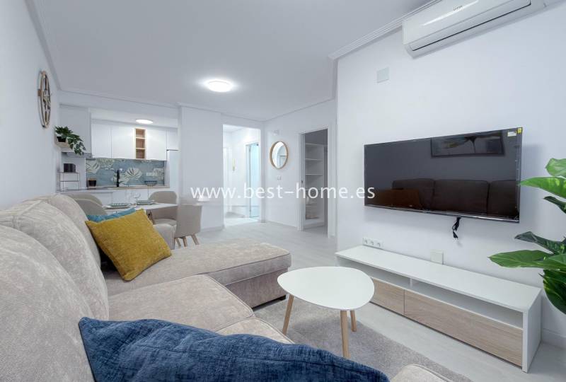 Apartament - Wtórny - Torrevieja - Torrevieja