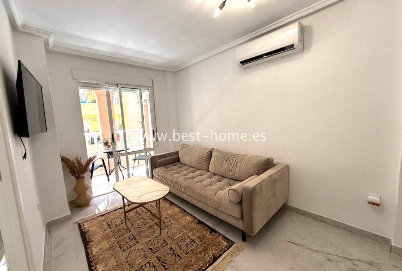 Apartament - Wtórny - Torrevieja - Torrevieja