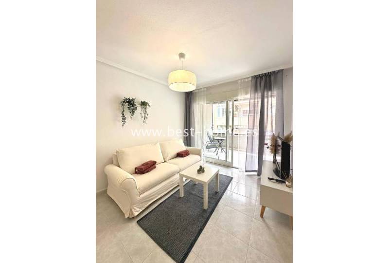 Apartament - Wtórny - Torrevieja - Torrevieja