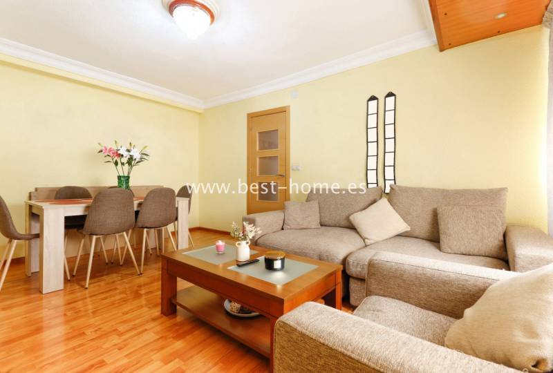 Apartament - Wtórny - Torrevieja - Torrevieja