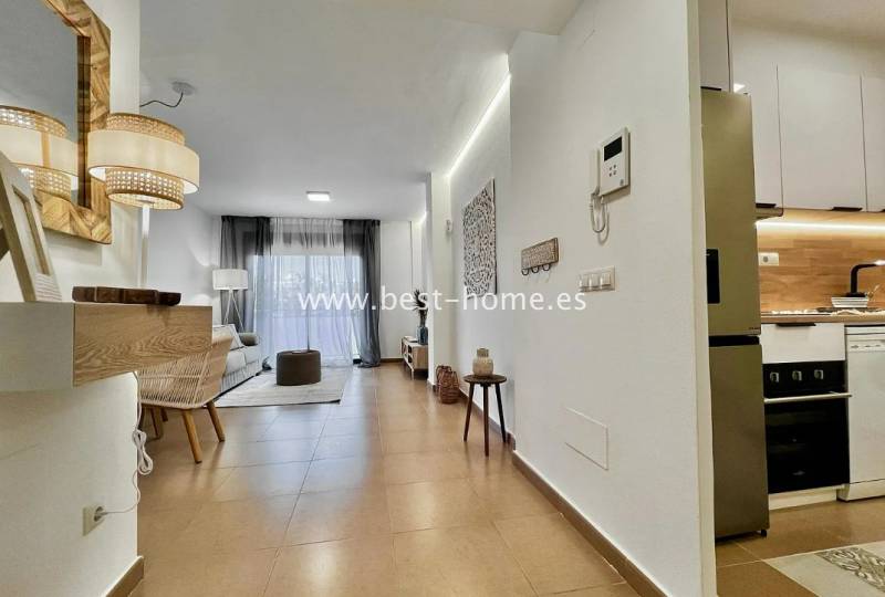 Apartament - Wtórny - Torrevieja - Torrevieja