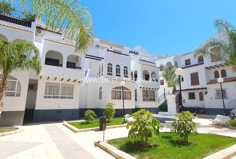 Apartament - Wtórny - Torrevieja - Torrevieja