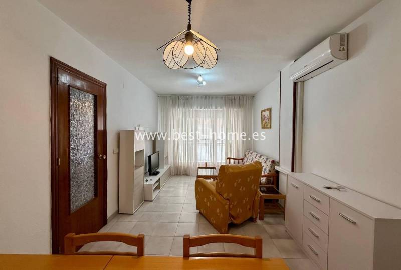 Apartament - Wtórny - Torrevieja - Torrevieja
