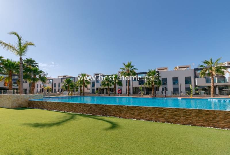 Apartment - Sale - El Raso - El Raso