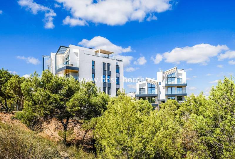 Apartment - Sale - Las Colinas Golf - Las Colinas Golf