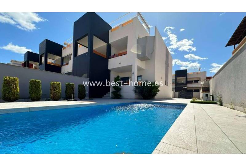 Apartment - Sale - Los Altos - Los Altos