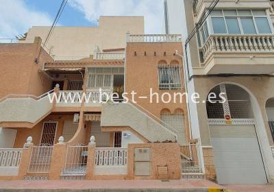 Apartment - Sale - Torrevieja - BH090387