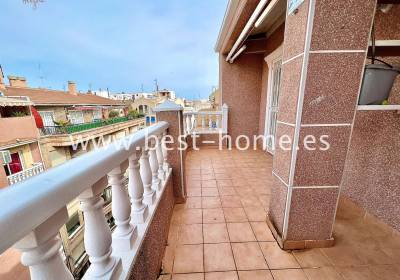 Apartment - Sale - Torrevieja - BH116505