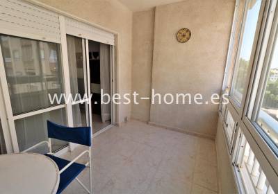 Apartment - Sale - Torrevieja - BH471726