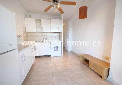Apartment - Sale - Torrevieja - BH940036