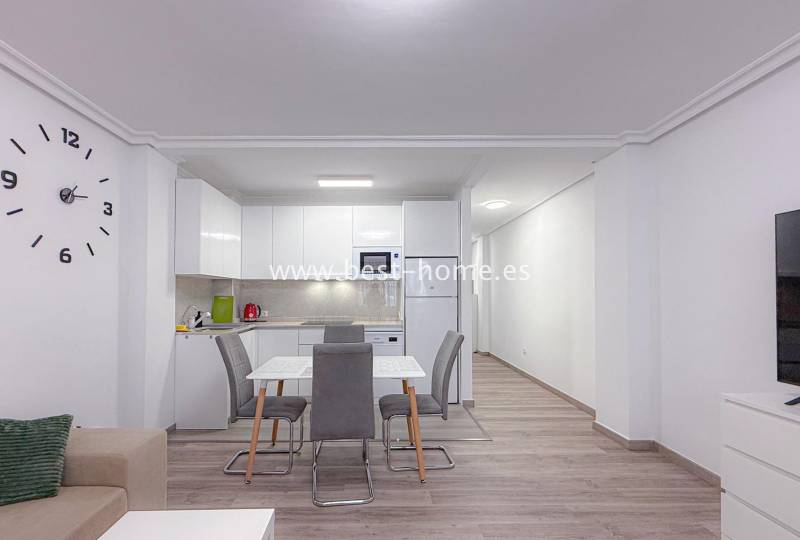 Apartment - Sale - Torrevieja - Torrevieja