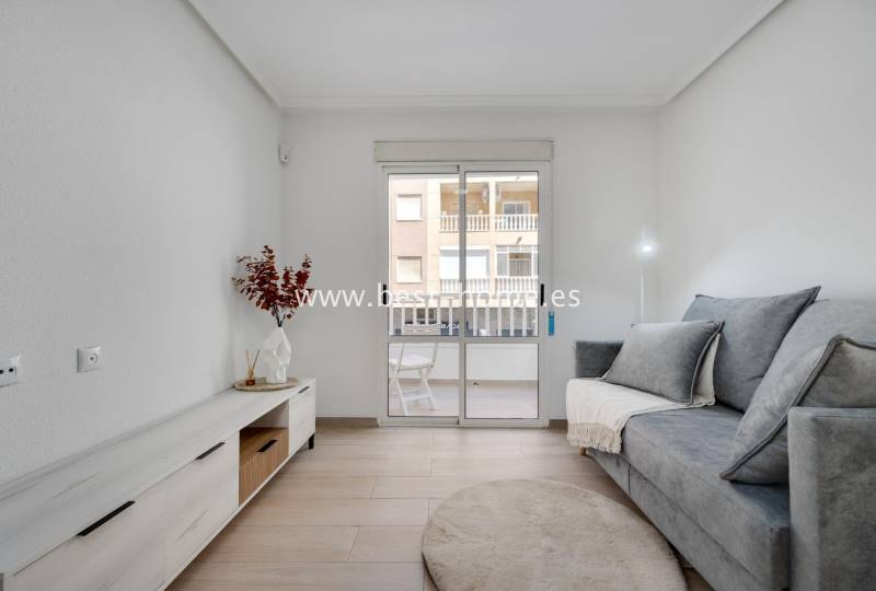 Apartment - Sale - Torrevieja - Torrevieja