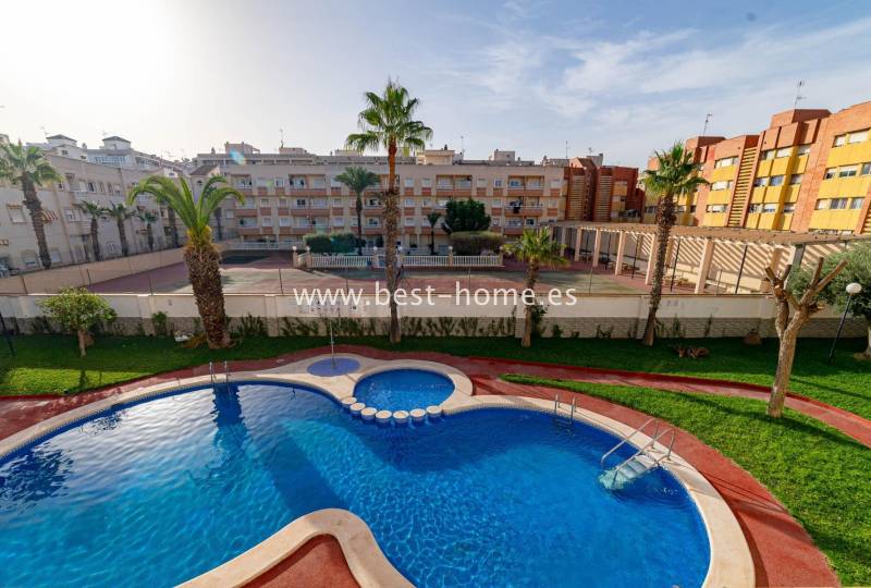 Apartment - Sale - Torrevieja - Torrevieja