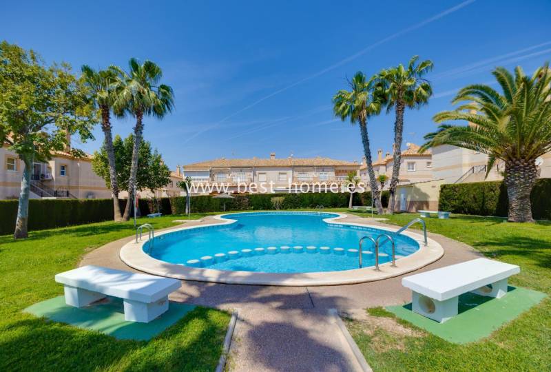 Bungalow - Sale - Aguas Nuevas - Aguas Nuevas