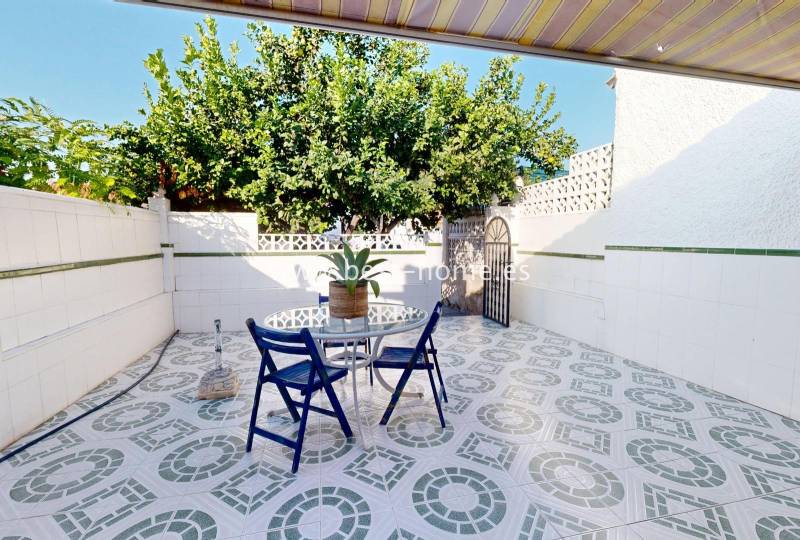 Bungalow - Wtórny - La Siesta - La Siesta