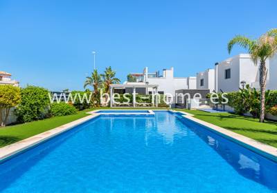Bungalow - Wtórny - Lomas de Cabo Roig - BH128678