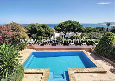 Dom / Willa - Wtórny - Estepona - BH4S324P