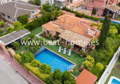 Dom / Willa - Wtórny - Torrevieja - BH1332319