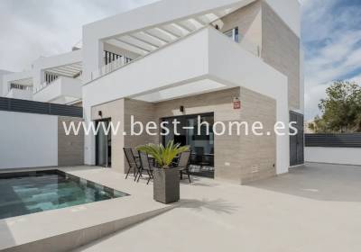 Dom / Willa - Wtórny - Villamartin - BH03075P