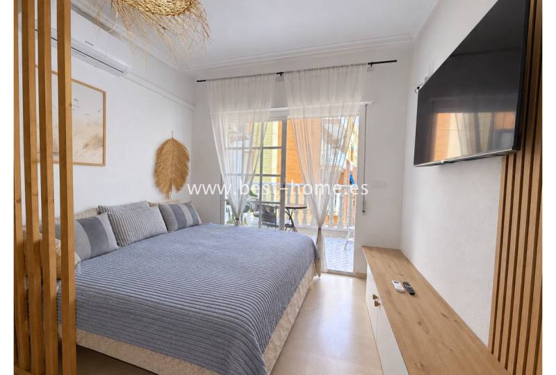 Kawalerka / Studio - Wtórny - La Mata - La Mata