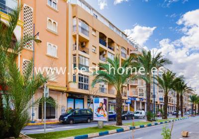 Kawalerka / Studio - Wtórny - Torrevieja - BH3120299