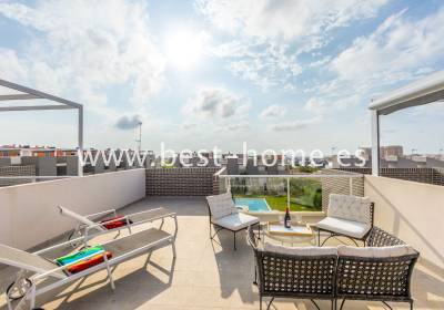 Penthouse - Wtórny - Torrevieja - BH784213
