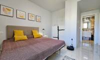 Sale - Apartment - Los Altos