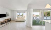 Sale - Apartment - Villamartin