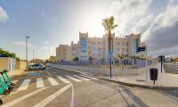Sale - Apartment - Villamartin