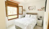 Sale - Bungalow - La Finca