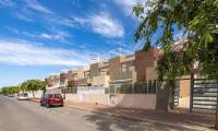 Sale - Townhouse - Aguas Nuevas