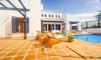 Sale - Villa - Altaona Golf